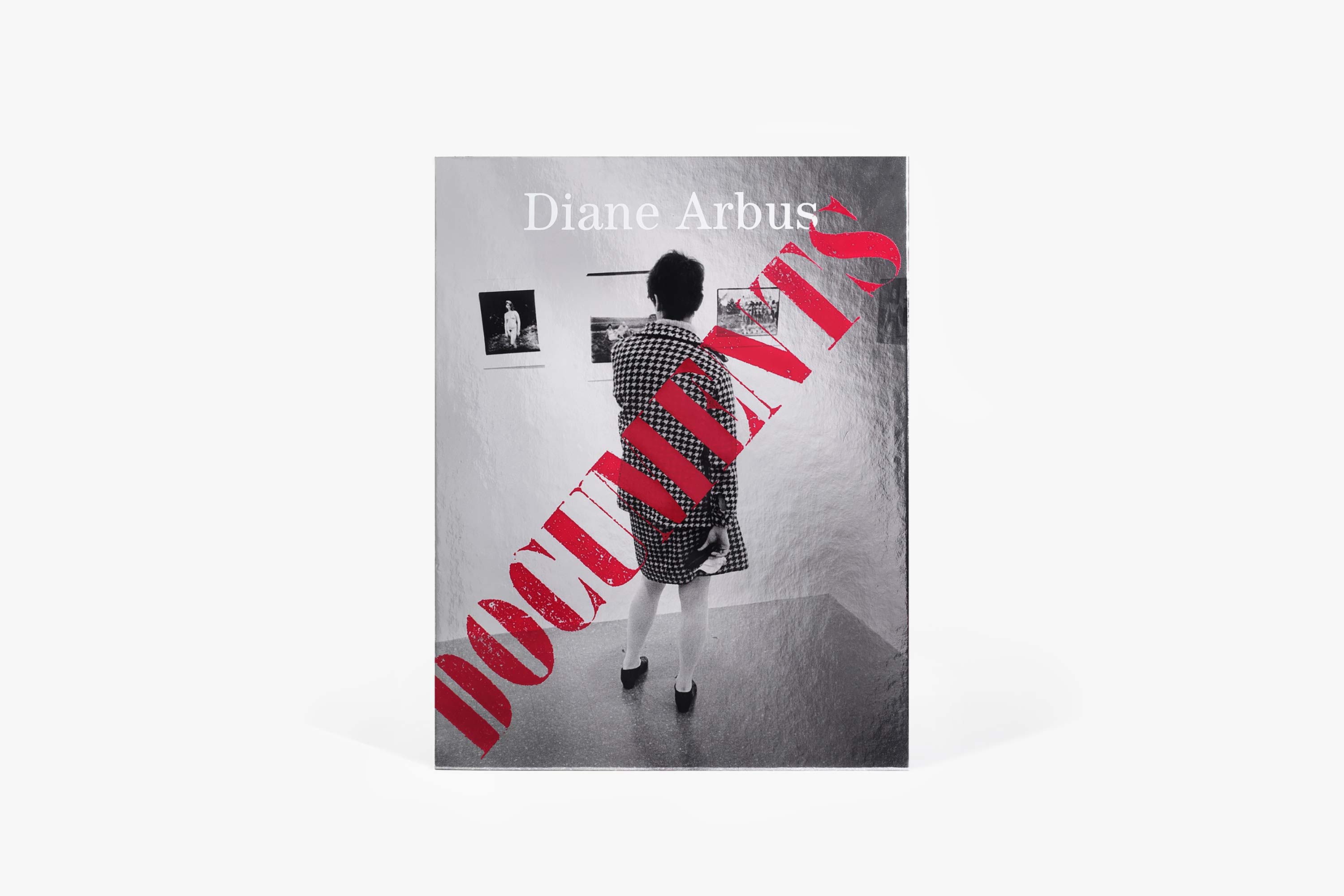 Diane Arbus Documents | David Zwirner Books